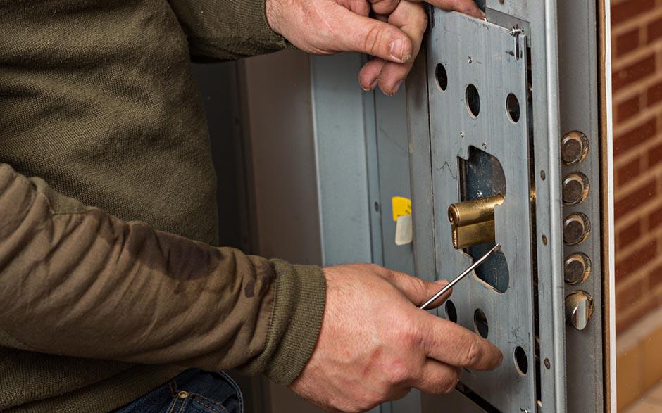 serrurier urgent Vaux-le-Pénil
